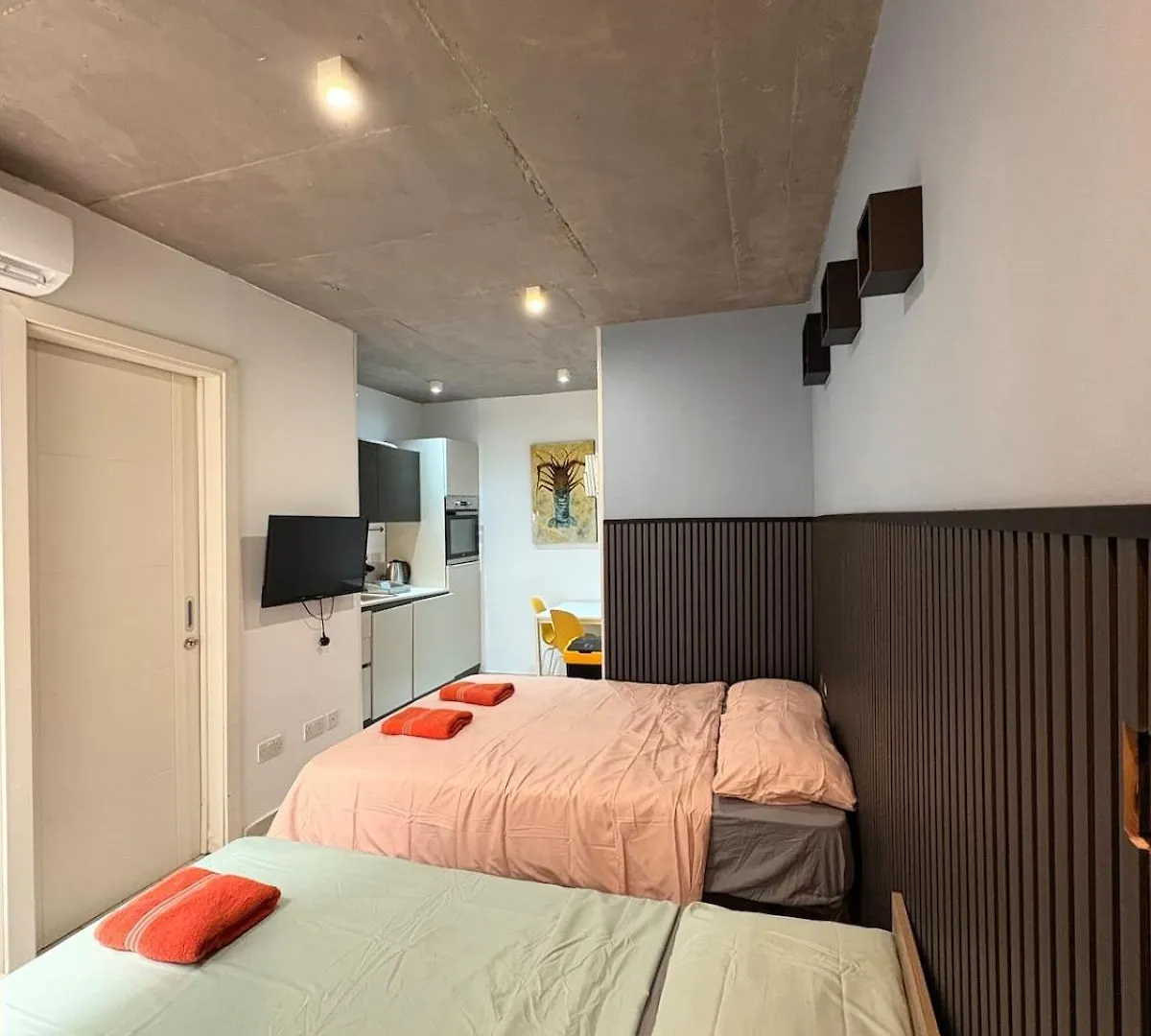 Paceville - 5B - Modern Studio By Clubs & Sea San Ġiljan 0*,