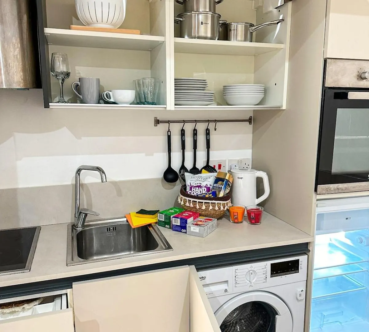 Apartman Paceville - 5B - Modern Studio By Clubs & Sea San Ġiljan